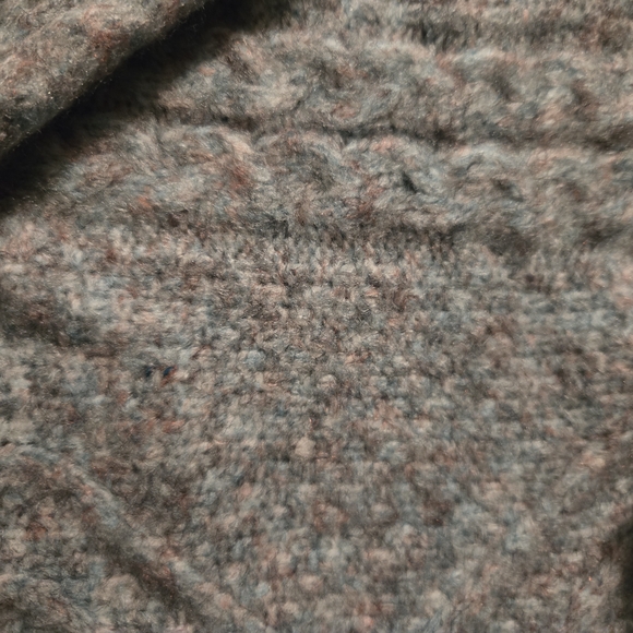Cozy Knit Sweater in Gray and Blue - Picture 4 of 6